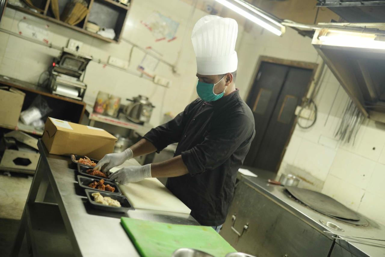 Hotel Alleviate Agra  Ngoại thất bức ảnh