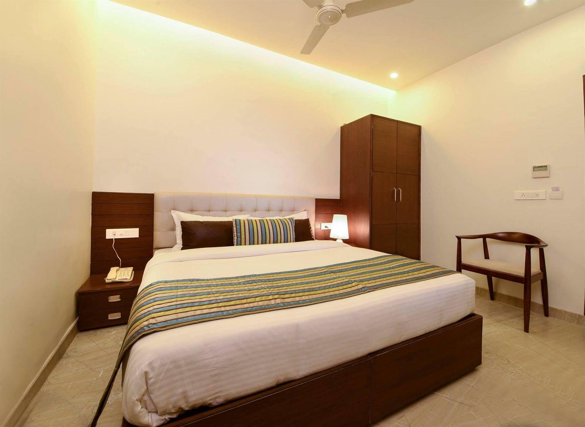 Hotel Alleviate Agra  Ngoại thất bức ảnh