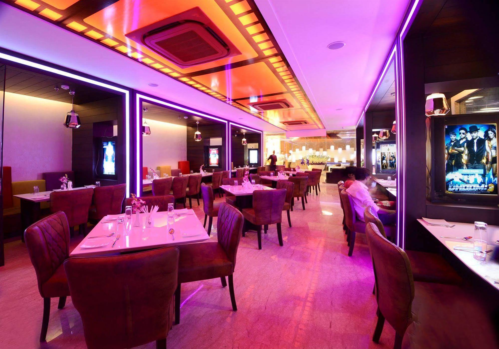 Hotel Alleviate Agra  Ngoại thất bức ảnh