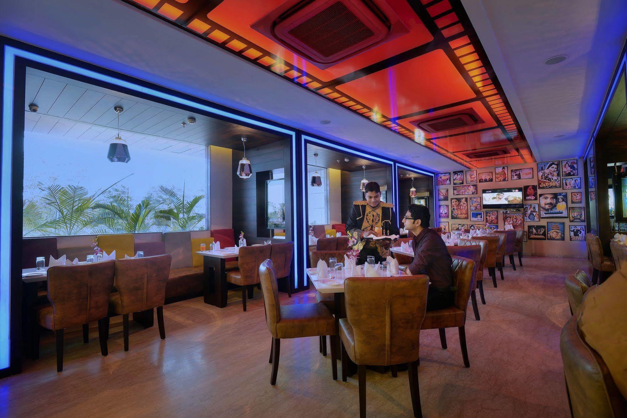 Hotel Alleviate Agra  Ngoại thất bức ảnh